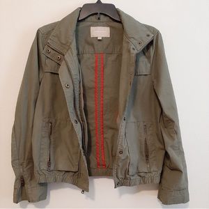 Banana Republic lightweight olive green jacket